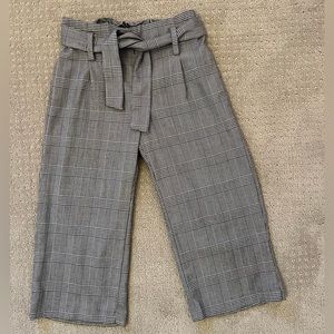 Girl’s H&M culotte pants size 6-7Y